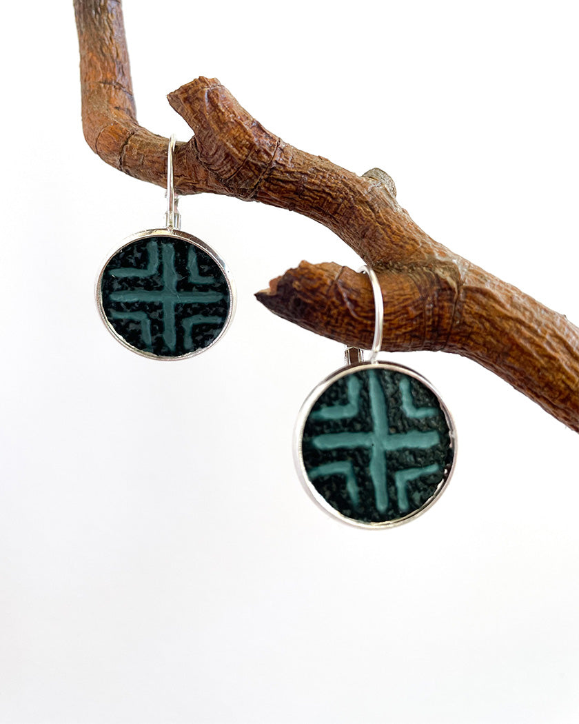 YALIBIDI CARVED (EMU) EGG EARRINGS