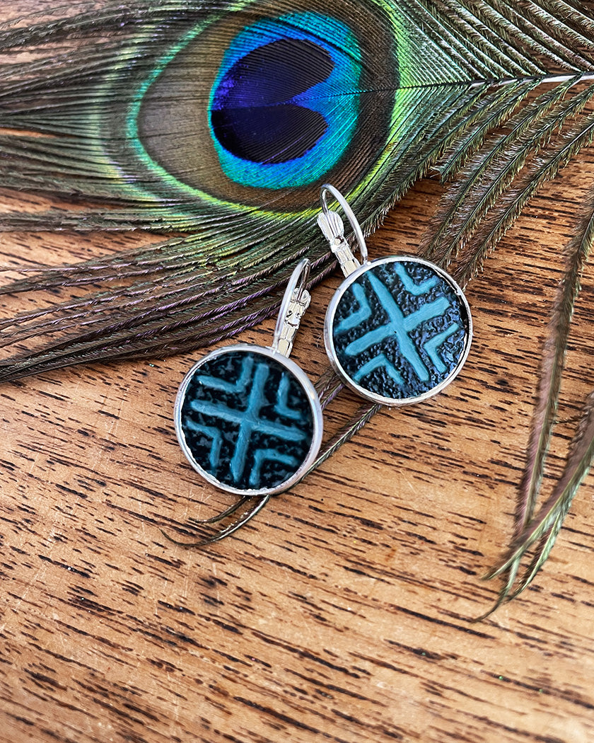 YALIBIDI CARVED (EMU) EGG EARRINGS